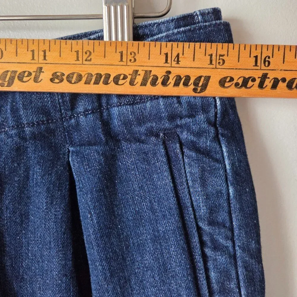 EUC LIKE NEW J CREW PLEATED TAPERED JEANS SIZE 28